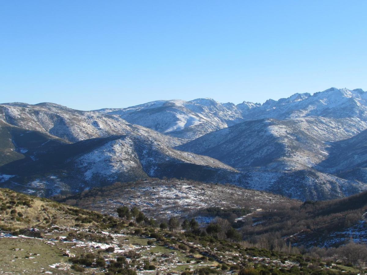 Villa Atardecer En Gredos 1 San Bartolomé de Tormes Exterior foto